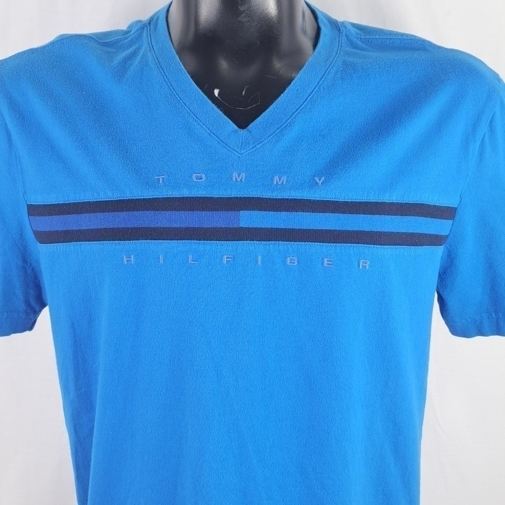 2016 Tommy Hilfiger embroidered v-neck royal blue XL casual preppy t-shirt